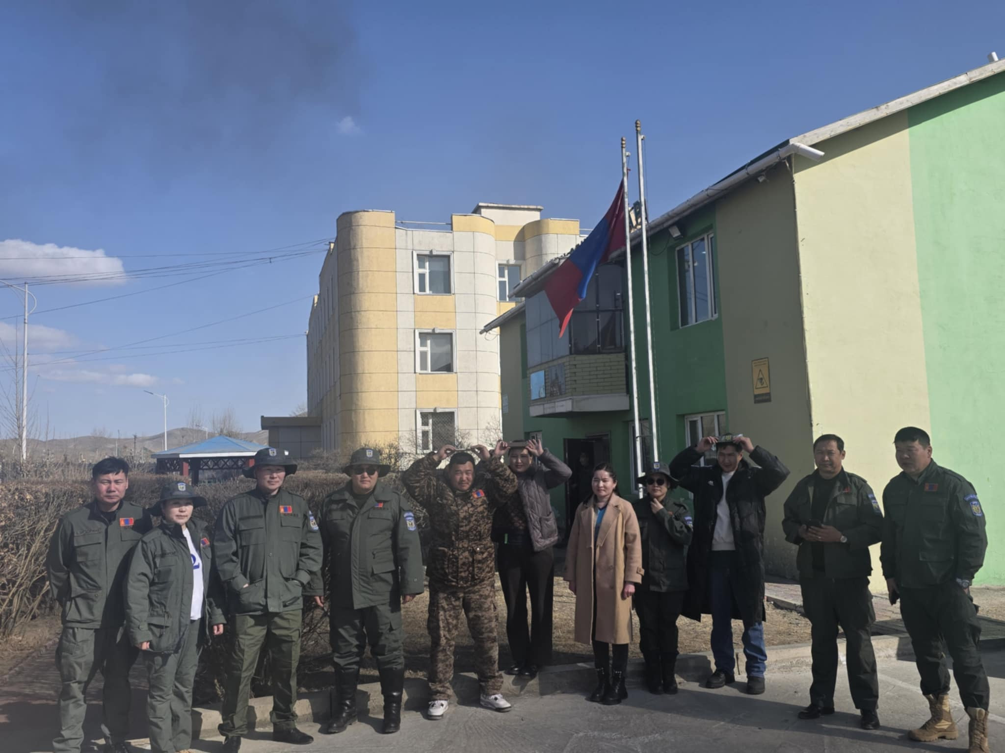 ГАМШГИЙН ЗАРЛАН МЭДЭЭЛЛИЙН ДУУТ ДОХИОНЫ СУРГАЛТАД ХАМРАГДЛАА.